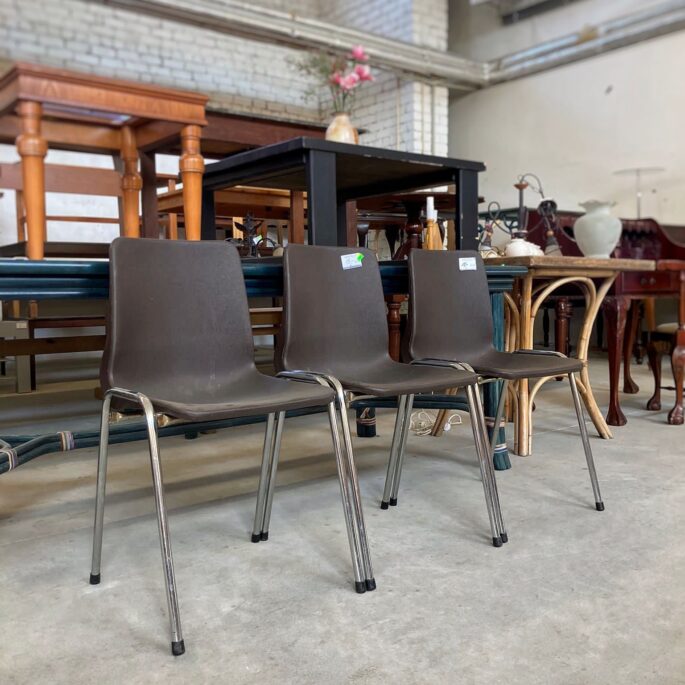 Plastmasas krēsls