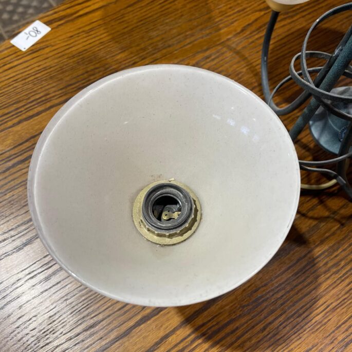 Metāla griestu lampa