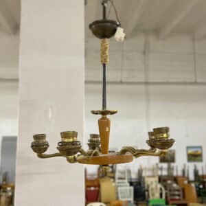 Brūna griestu lampa