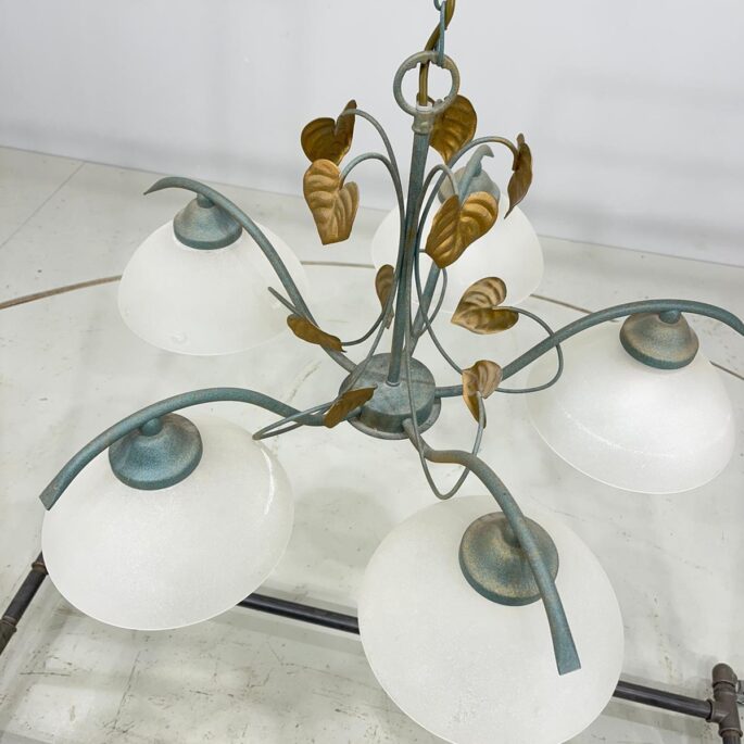 Metāla griestu lampa