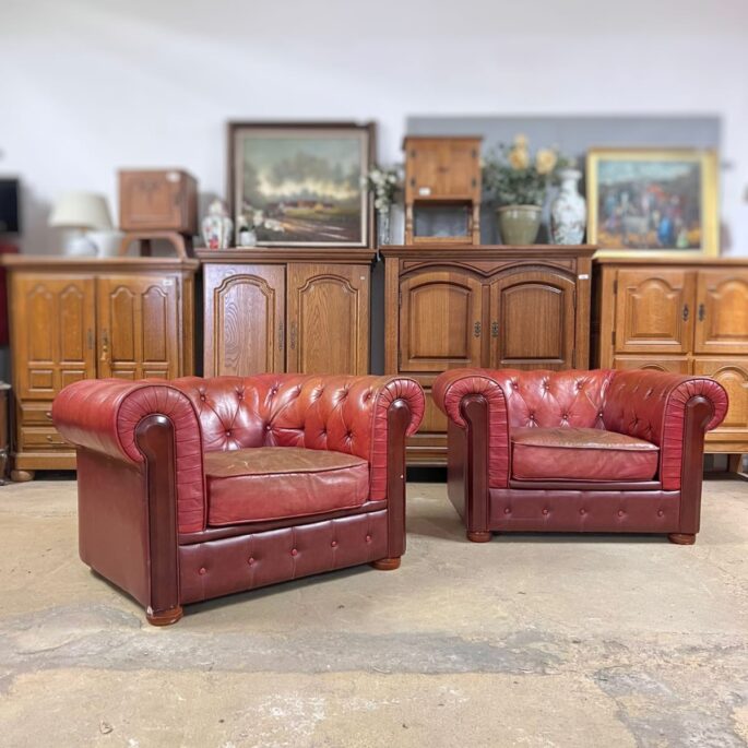 Chesterfield stila ādas atpūtas krēsls