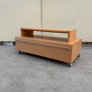TV kumode (prece uz pasūtījumu)