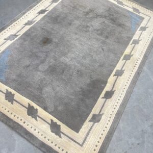Pelēks vilnas paklājs (173 x 257 cm)