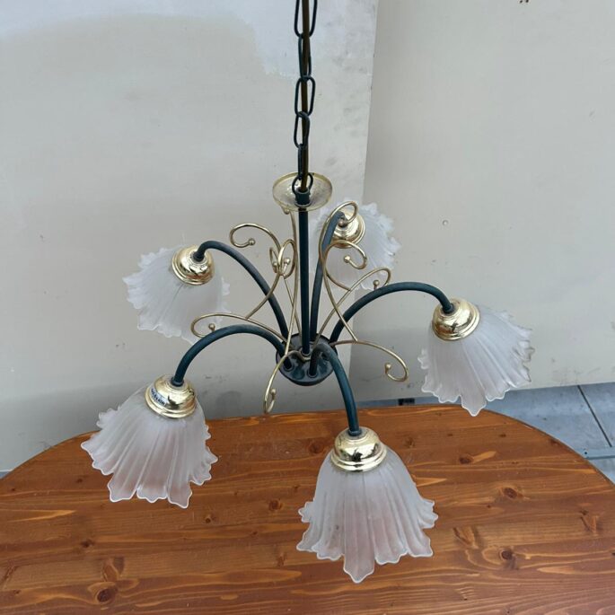 Griestu lampa