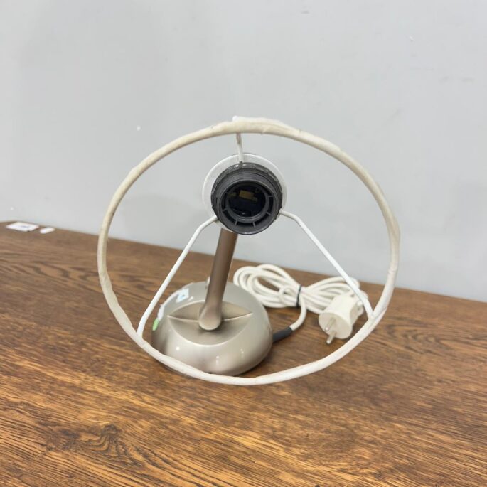 Metāla sienas lampa - grozāma