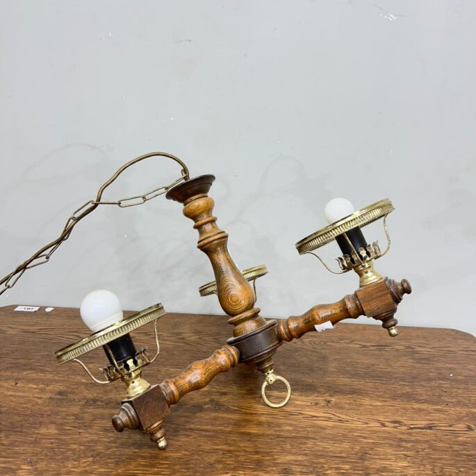 Koka griestu lampa