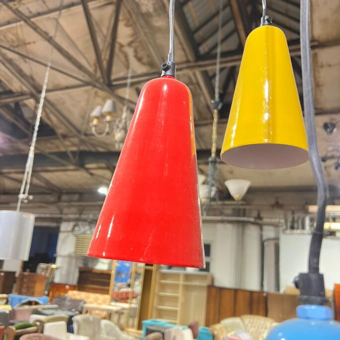 Griestu lampa ar keramikas kupoliem