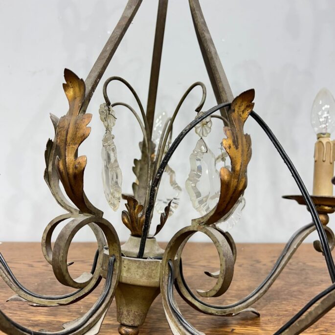 Metāla griestu lampa