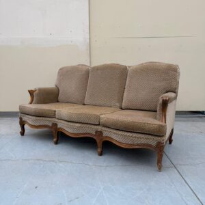 Luija XVI stila sofa
