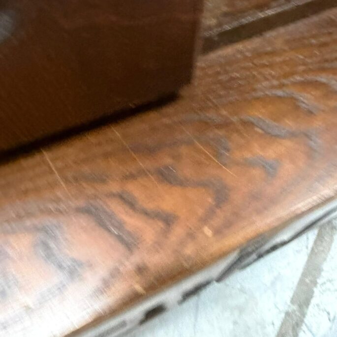 Sekcija brūnā krāsā (prece uz pasūtījumu)