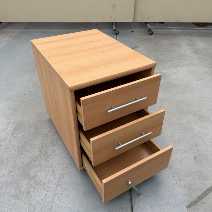 Atvilktņu bloks (prece uz pasūtījumu)