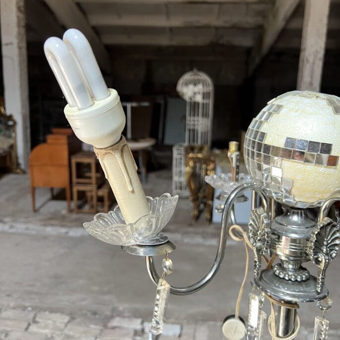 Metāla stāvlampa ar kristāliem