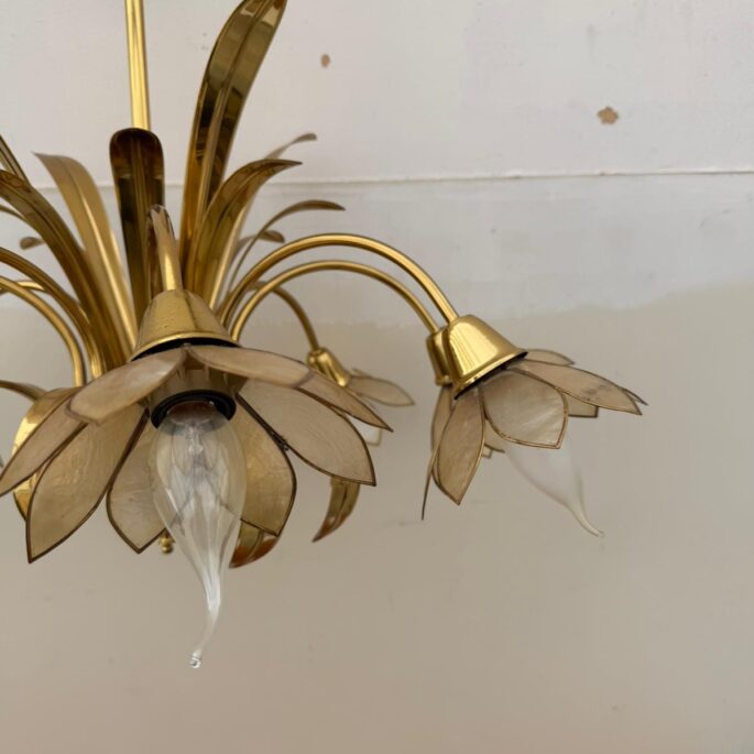 Metāla griestu lampa zelta krāsā (prece uz pasūtījumu)