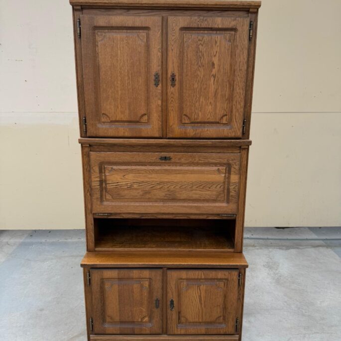 Brūna bufete (prece uz pasūtījumu)