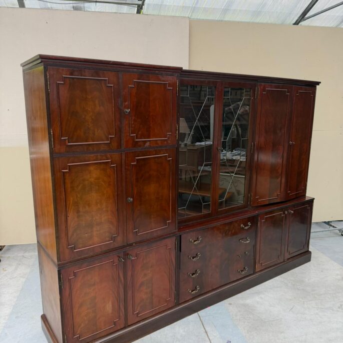 Trīsdaļīga sekcija (prece uz pasūtījumu)