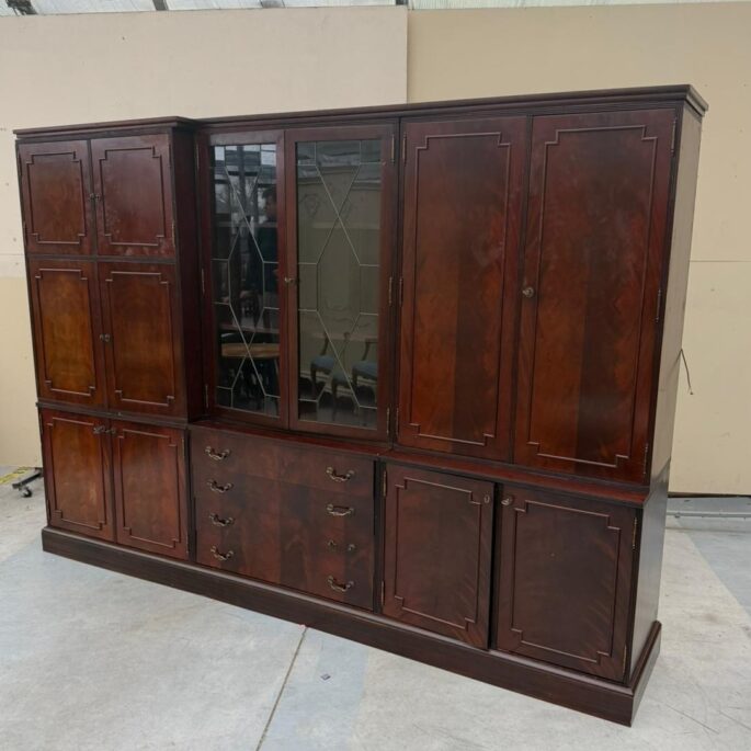 Trīsdaļīga sekcija (prece uz pasūtījumu)