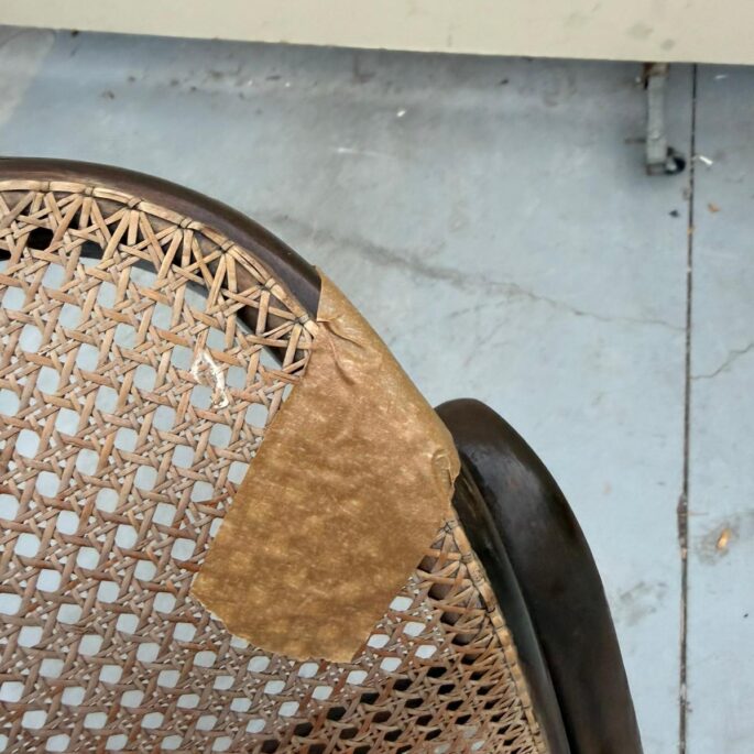 Senlaicīgs atpūtas krēsls ar rotanga pinumu (prece uz pasūtījumu)