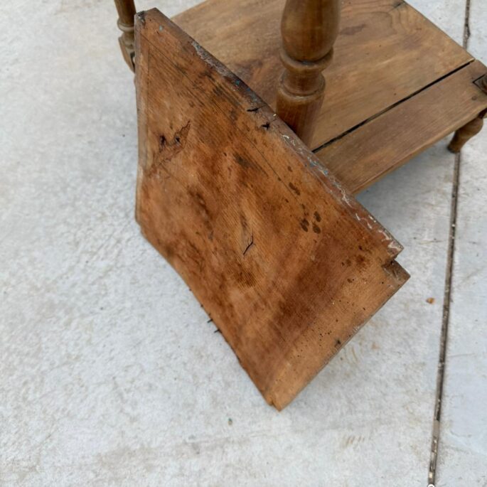 Skapītis ar marmora virsmu (prece uz pasūtījumu)