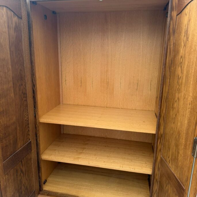 Ozolkoka drēbju skapis (prece uz pasūtījumu)