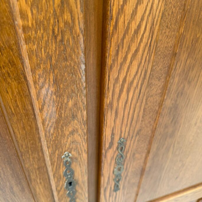 Ozolkoka drēbju skapis (prece uz pasūtījumu)