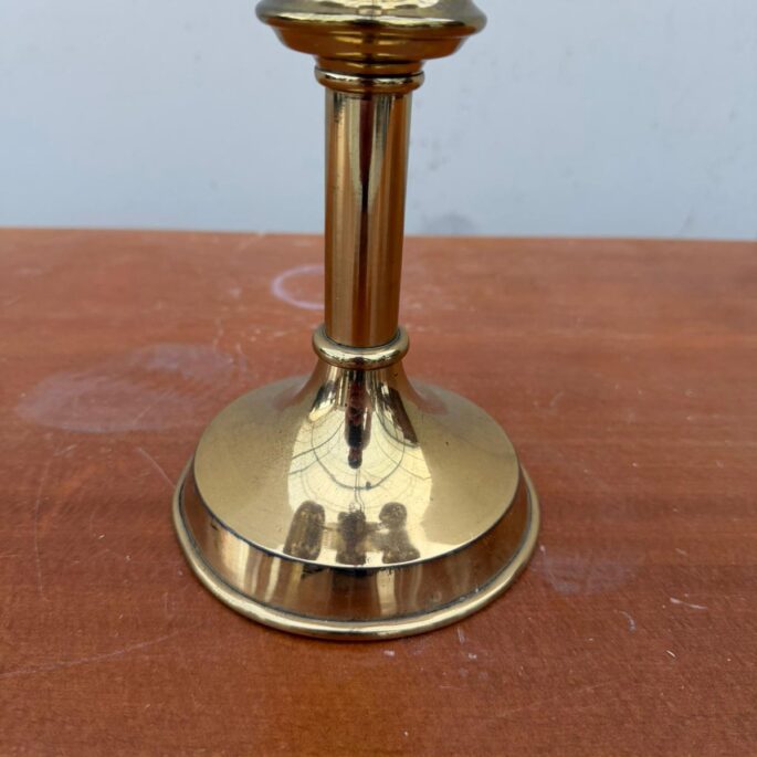 Metāla svečturis (prece uz pasūtījumu)