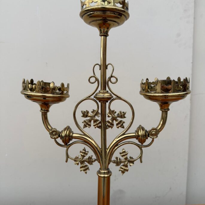 Metāla svečturis (prece uz pasūtījumu)