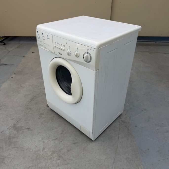 Lietota Whirlpool veļas mašīna (Prece uz pasūtījumu)