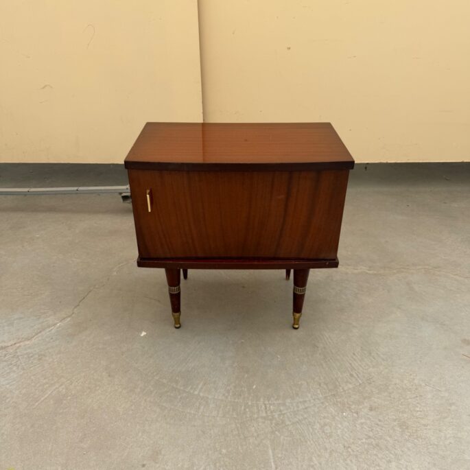 Vintage naktskapītis (Prece uz pasūtījumu)