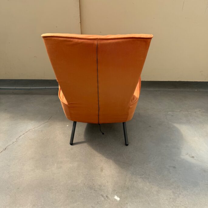 Moderns oranža auduma atpūtas krēsls (Prece uz pasūtījumu)