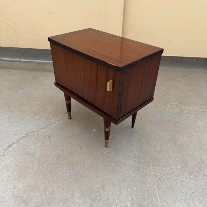 Vintage naktskapītis (Prece uz pasūtījumu)