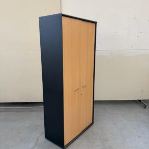 Biroja skapis ar plauktiem (prece uz pasūtījumu)