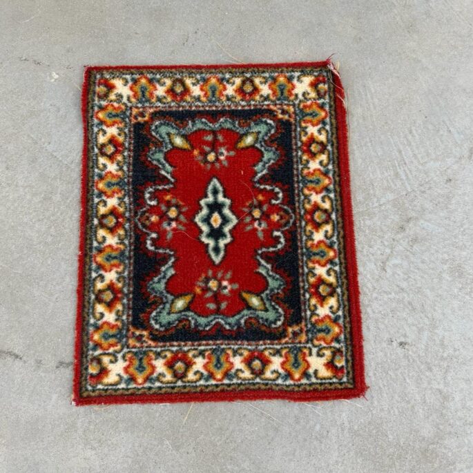 Paklājs (40 x 50 cm)