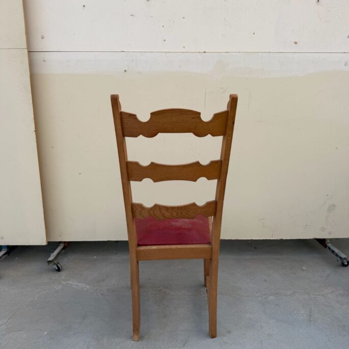 Koka krēsls