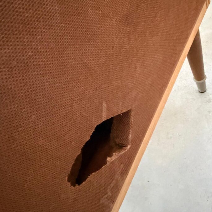 Septiņdesmito gadu naktsskapītis (prece uz pasūtījumu)