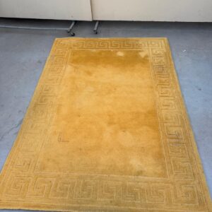 Paklājs (160 x 220 cm)