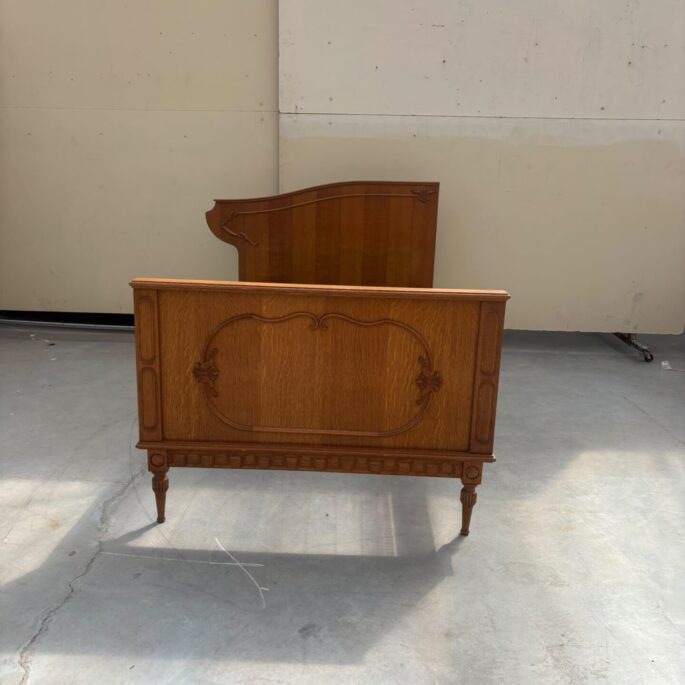 Vienguļamā gulta ar redelēm (90 x 200)