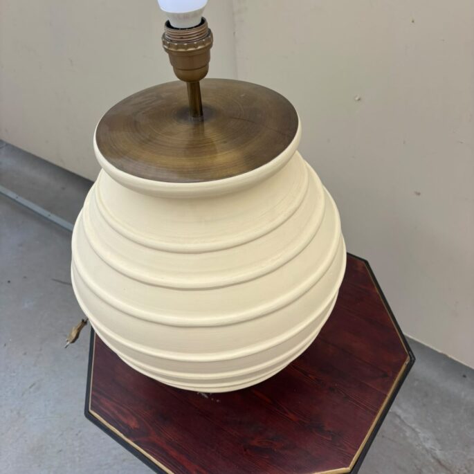 Galda lampa (prece uz pasūtījumu)