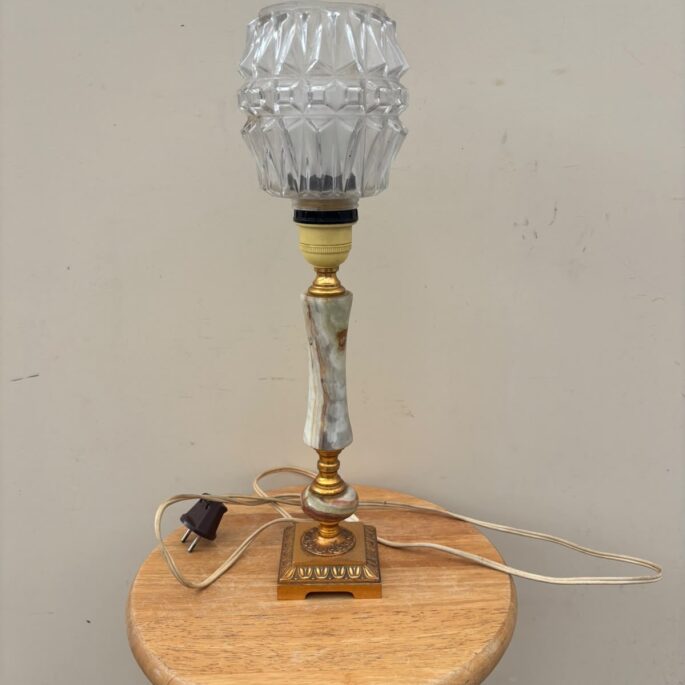 Galda lampa (prece uz pasūtījumu)
