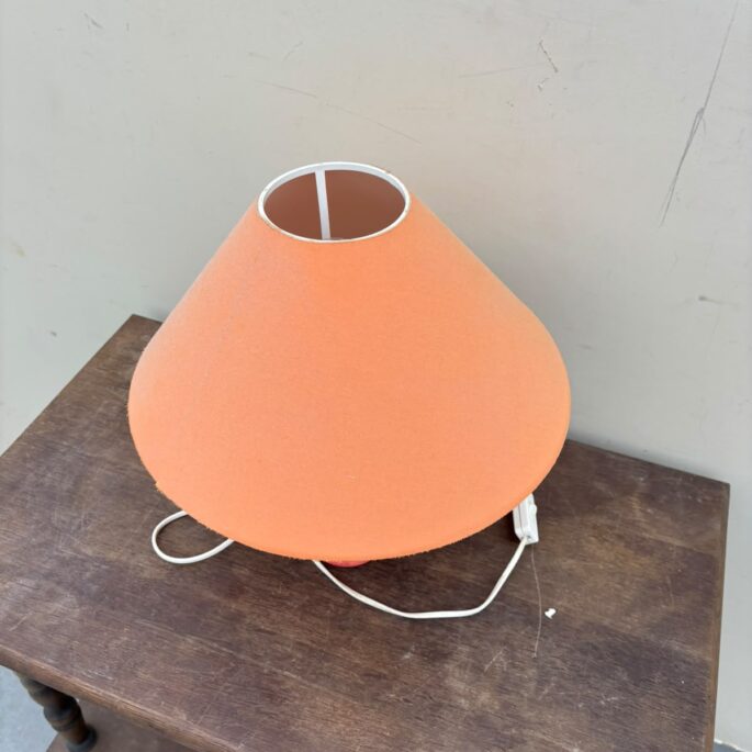 Galda lampa (prece uz pasūtījumu)