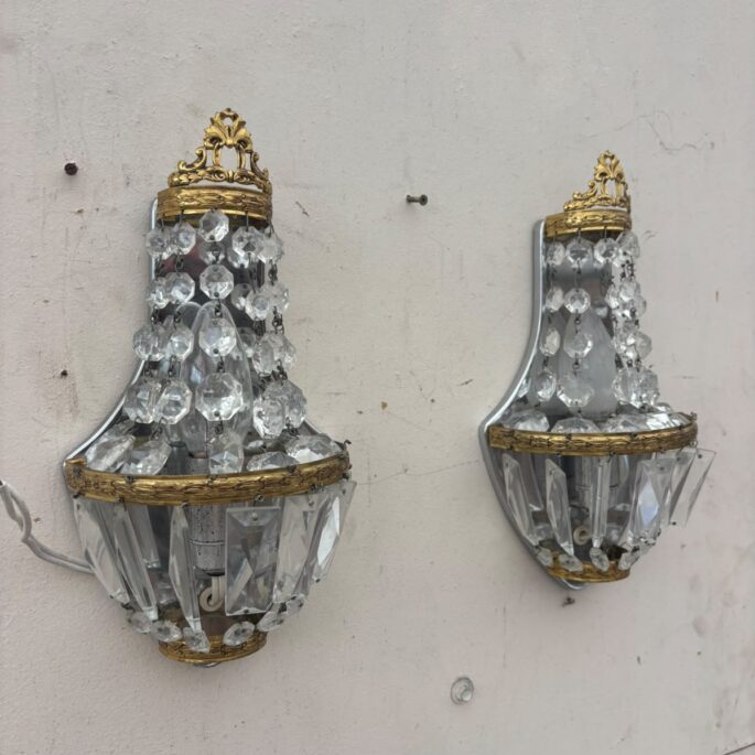 Sienas lampa (prece uz pasūtījumu)