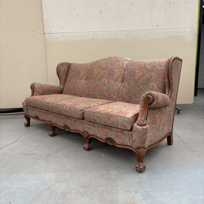 Čipendeila stila sofa (prece uz pasūtījumu)