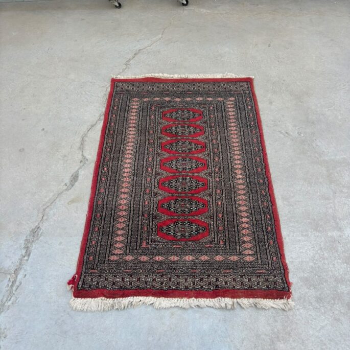 Vilnas paklājs ar bārkstīm (79 x 133 cm) (prece uz pasūtījumu)