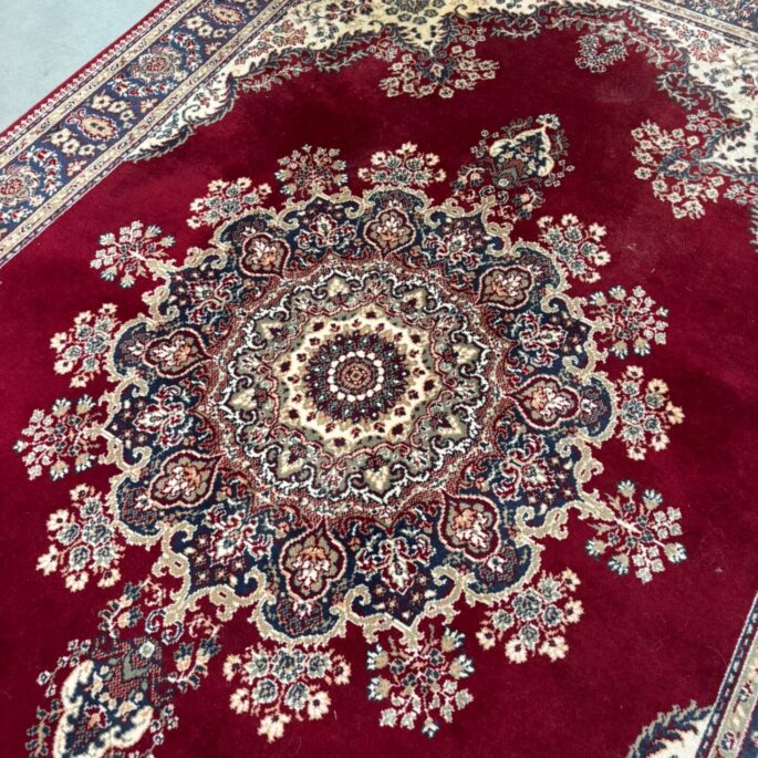 Vilnas paklājs ar ornamentiem (200 x 303 cm) (prece uz pasūtījumu)