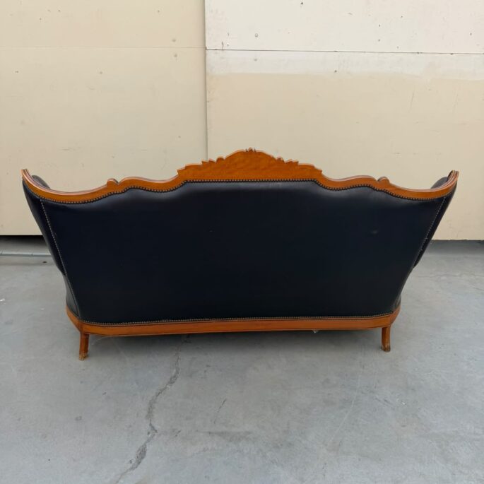 Rokoko stila sofa (prece uz pasūtījumu)