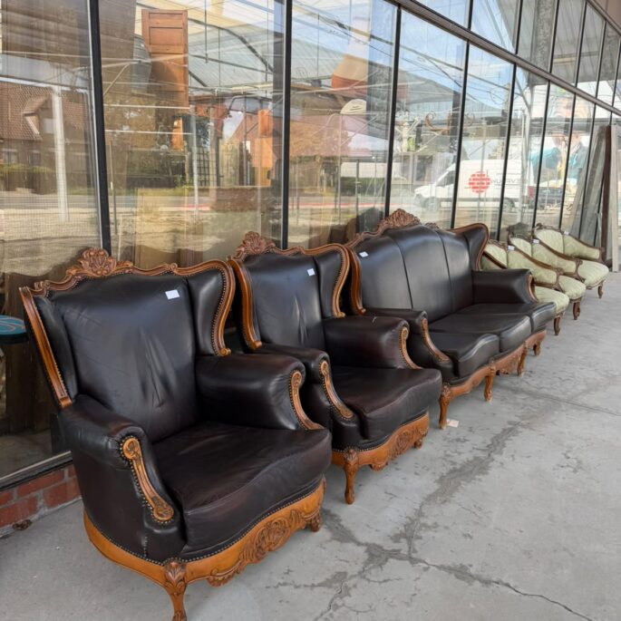 Rokoko stila sofa atpūtas krēsls (prece uz pasūtījumu)