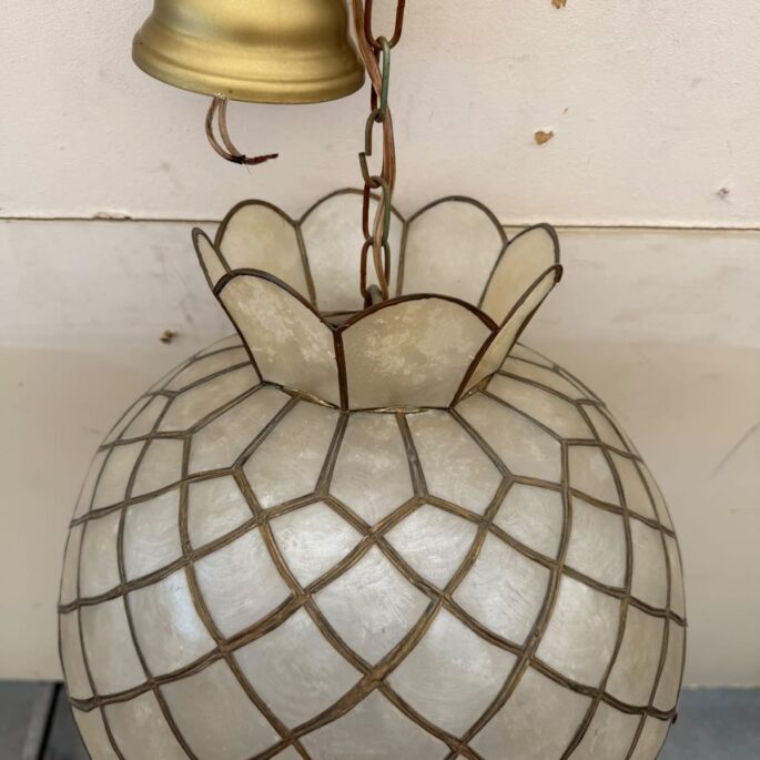 Griestu lampa (prece uz pasūtījumu)