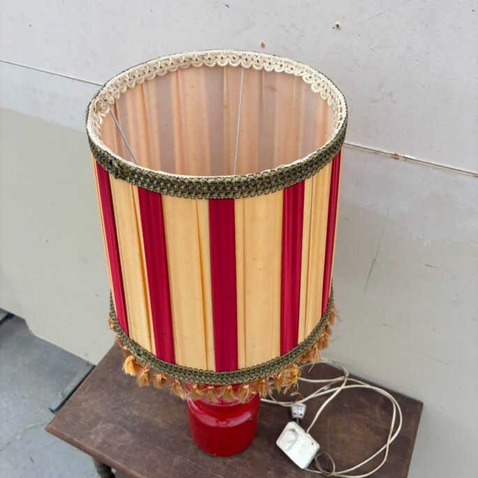 Galda lampa (prece uz pasūtījumu)